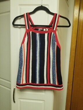 👙🌲Gap striped crochet tank top